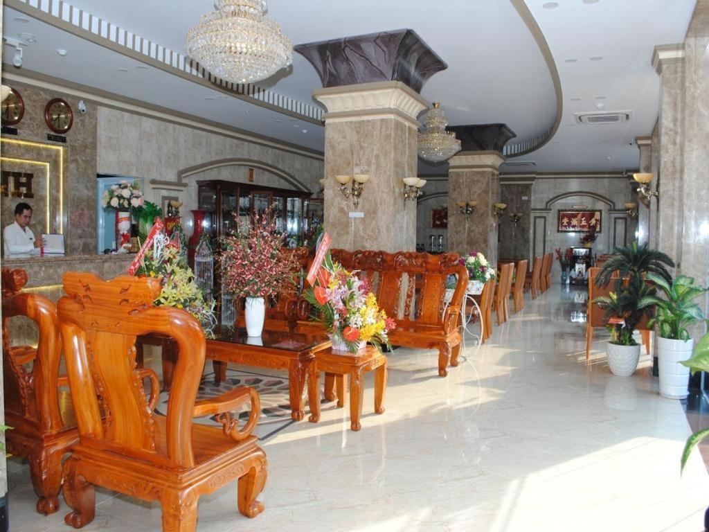 Tran Vinh Hotel Bac Lieu Exterior photo